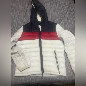Tommy hilfiger puffer jacket